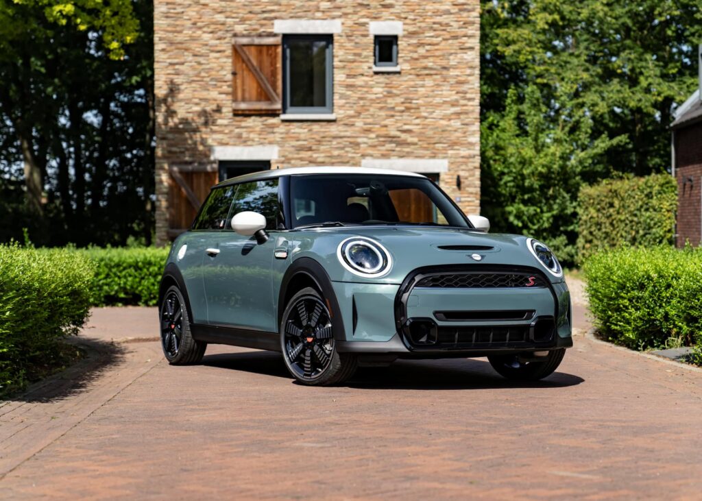 Mobil Mini Cooper