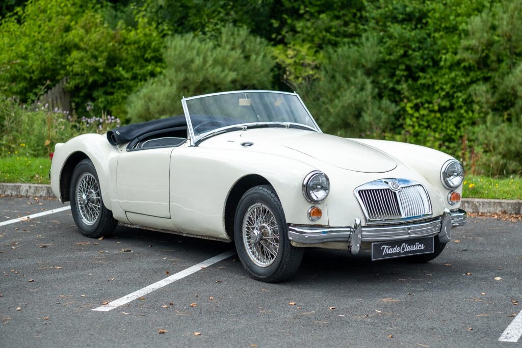 Mobil MG MGA