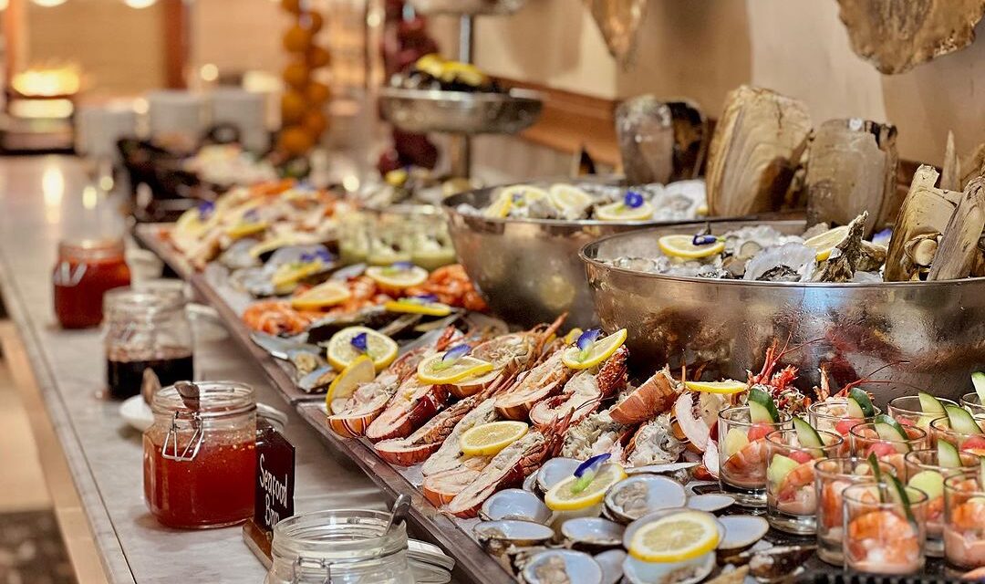 Beragam Hidangan Dengan Sajian Buffet Yang Menggugah Selera