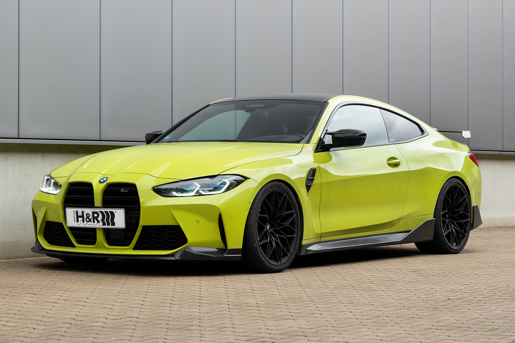 BMW M4 Mobil Idaman Para Pecinta Gaya Hidup Mewah