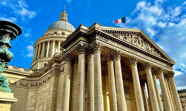 Bangunan Panthéon Menyimpan Banyak Makam Tokoh Terkenal