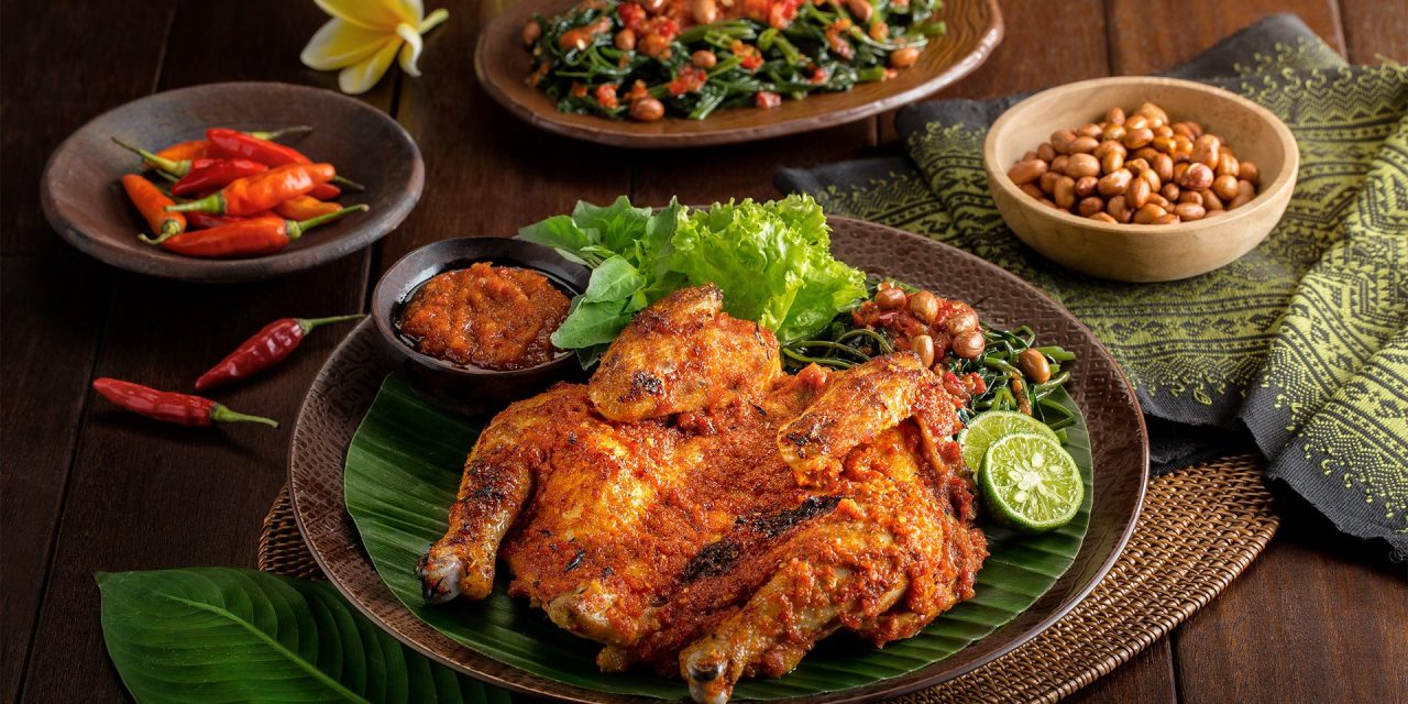 Hidangan Ayam Taliwang, Kuliner Khas Lombok Cita Rasa Pedas