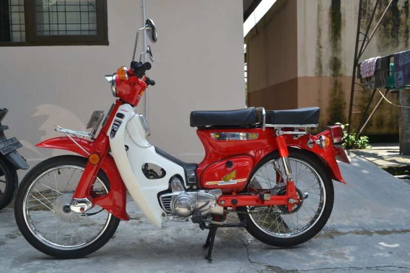 Honda C70