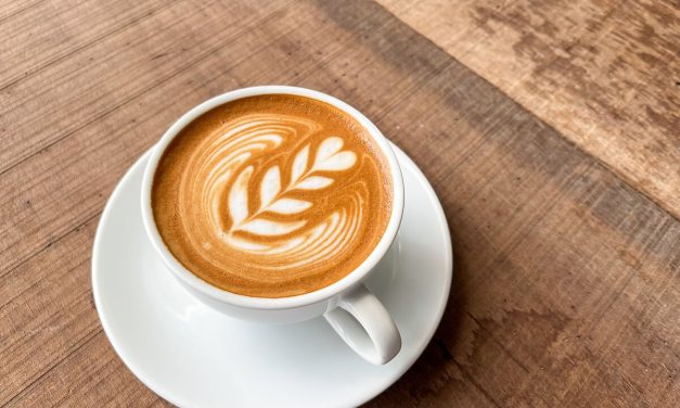 Caffè Latte Minuman Kopi Dengan Sentuhan Lembut