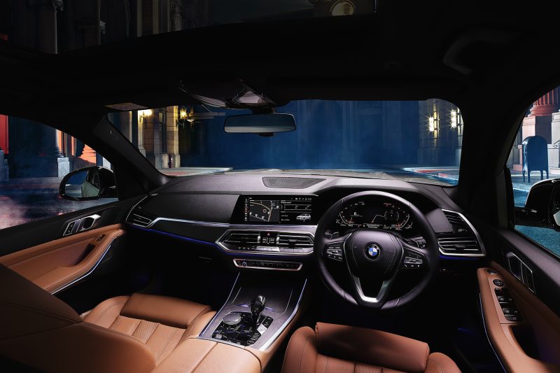 Mobil BMW X5