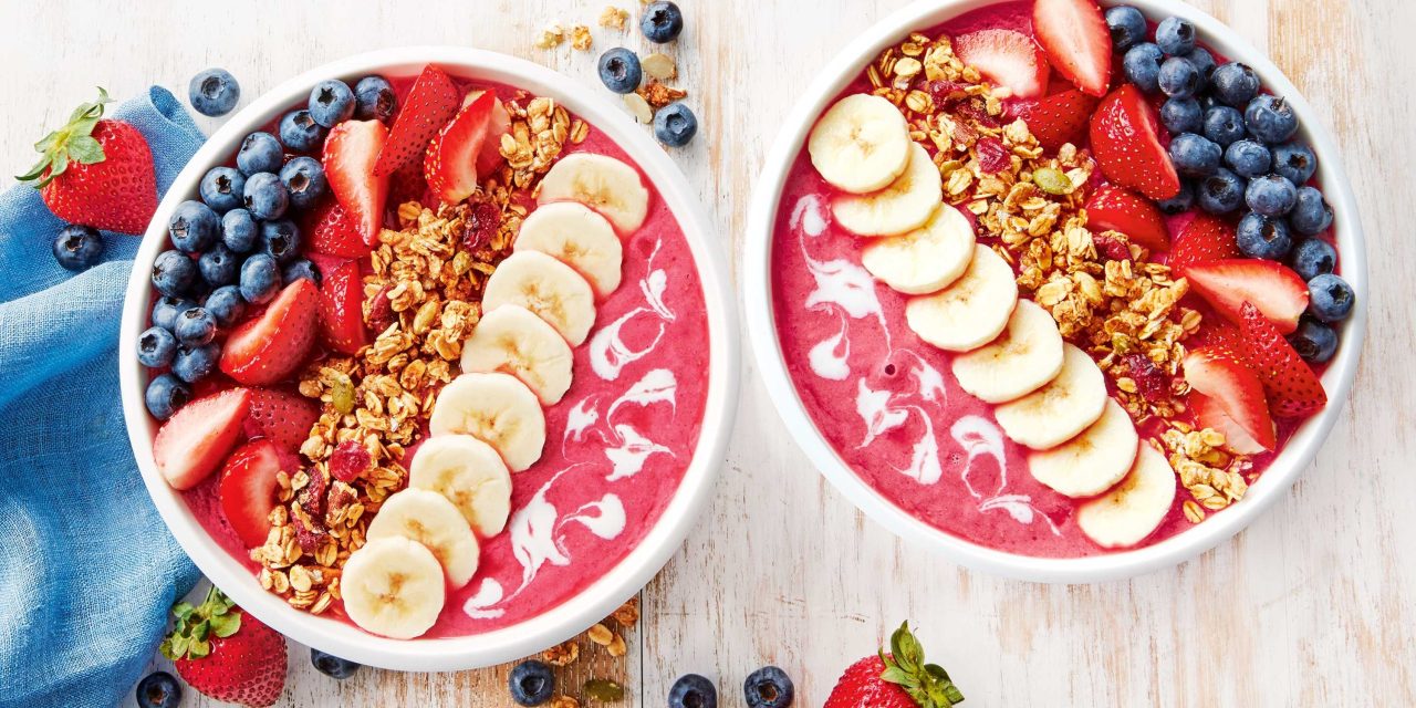 Smoothie Bowl Pilihan Populer Sebagai Sarapan Sehat