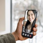 Long Distance Relationship Bisa Langgeng, Bagaimana Caranya?