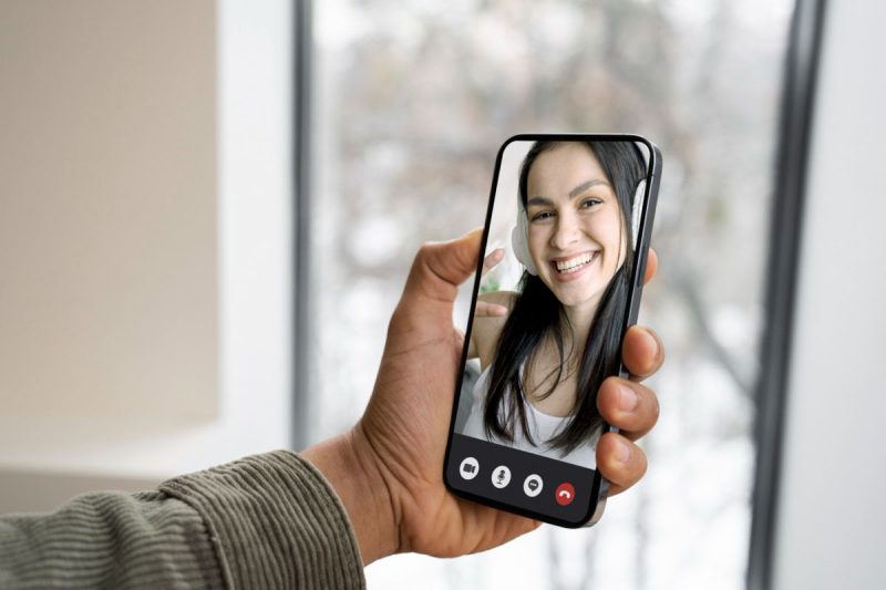 Long Distance Relationship