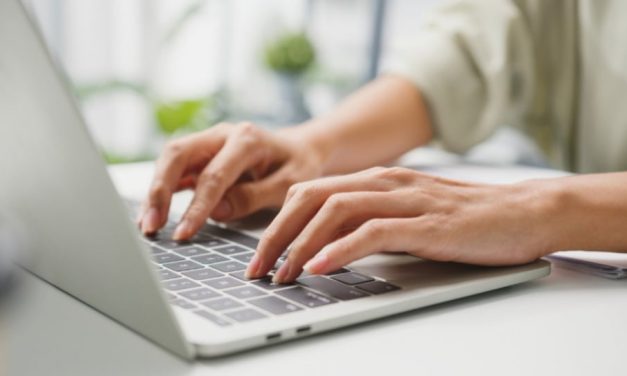 Demokrasi Digital, Kebebasan Berpendapat Atau Disinformasi?