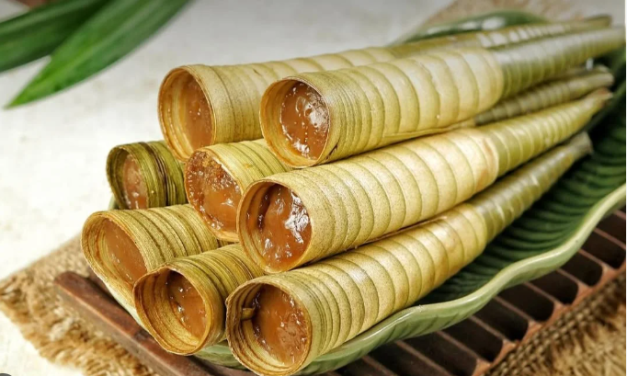 Kue Clorot Dengan Tekstur Yang Kenyal