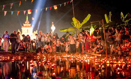 Tradisi Loi Krathong, Festival Cahaya Di Thailand